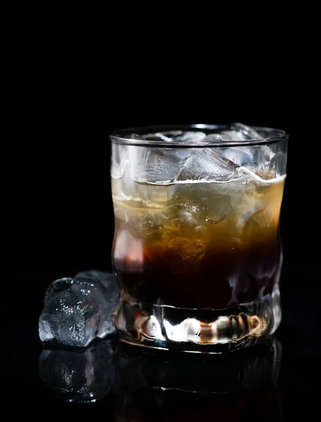 Primo piano di Cocktail nero russo — Foto Stock