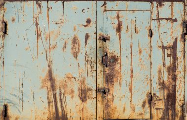 Rust aşınmış paslı metal geçit kilitli