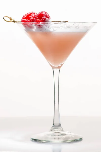 Cocktail klöver club med hallon — Stockfoto