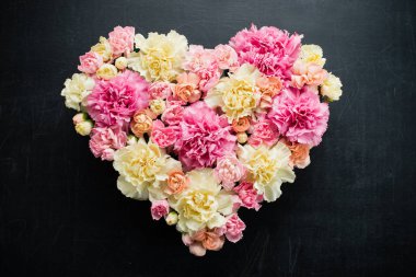 Taze çiçekler yürekten