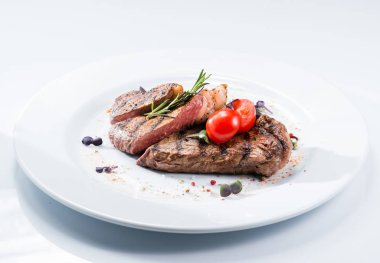 Izgara biftek lezzetli sığır eti