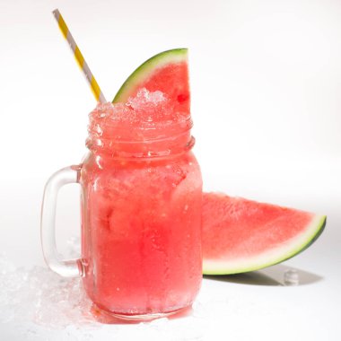  mason kavanoza buzlu limonata