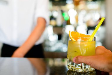 Tornavida, güçlü alkollü kokteyl