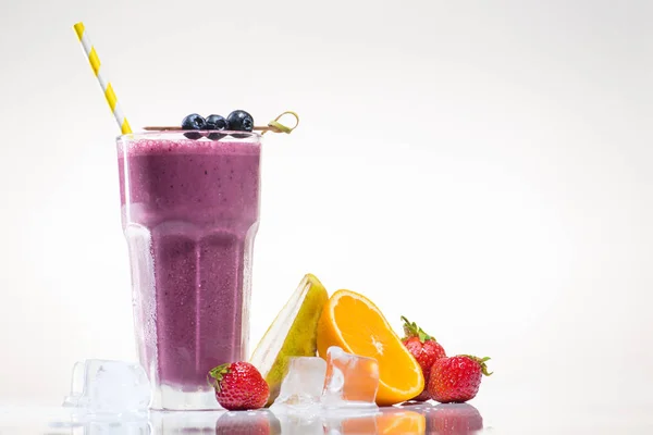 Blueberry smoothie in high ball — Stok Foto