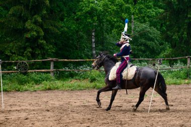 Süvarisi sırtında