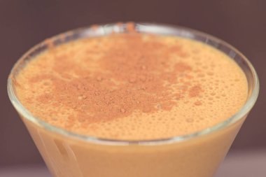 bir fincan kahve tarih seçici odak