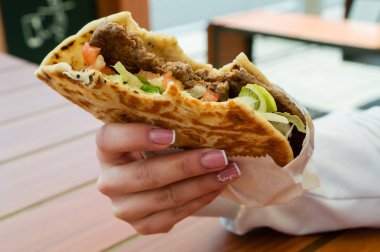 Pide burger hızlı gıda el