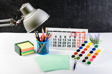 kavram eğitim, ilk Eylül veya yeniden okul w