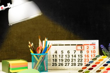 kavram eğitim, ilk Eylül veya yeniden okul w