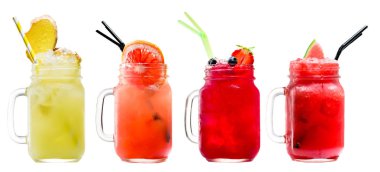 Bir vintage klasik taze lezzetli smoothies kümesi mason ja