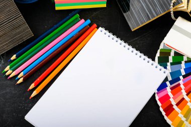 yaratıcı profesyonel modern tasarımcı İşyeri Ofis. EY