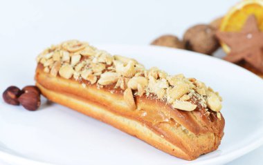 Geleneksel Fransız tatlı. Lezzetli pasta pe ile Tepesi