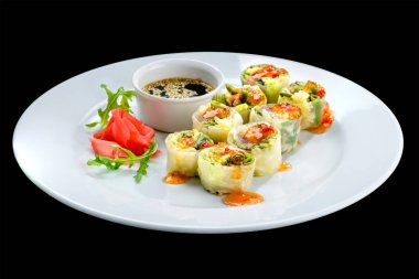 Soya sosu ve bir beyaz zencefil taze sebze böreği