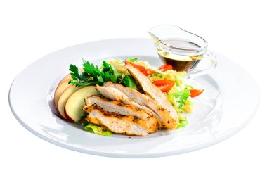 Elma ve soya sosu bir beyaz pl ile kavrulmuş sulu domuz biftek