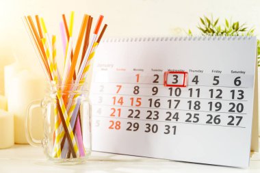 3 Ocak. Gün 3 beyaz takviminde ayın.