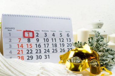 1 Ocak. Beyaz takviminde ayın günü 1. Mutlu kavramı 