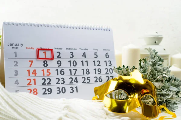 1 Ocak. Beyaz takviminde ayın günü 1. Mutlu kavramı 