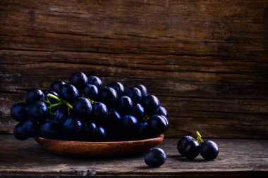 Tatlı Olgun üzüm kara günü plaka