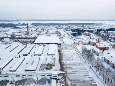 Hava atış. Büyük fabrika