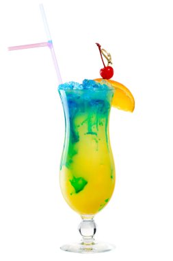 özel cam renkli tropikal kokteyl orang ile dekore edilmiştir.