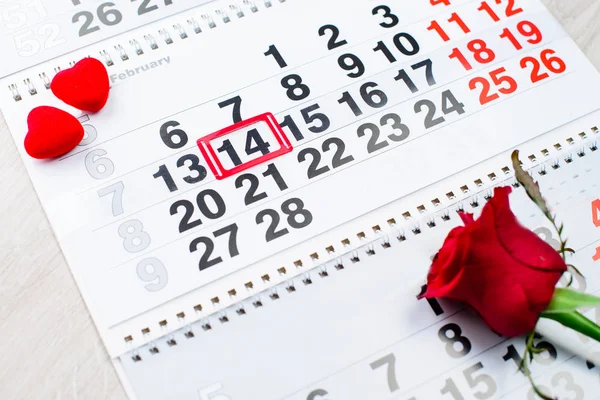 Anillo de compromiso, corazón, calendario, 14 de febrero —  Fotos de Stock