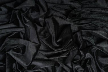 Buruşuk siyah kadife