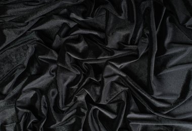 Buruşuk siyah kadife