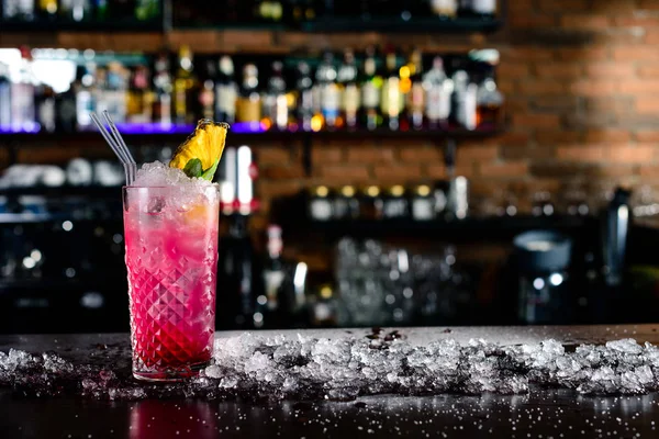 Cape Codder Cocktail Highball Bar Bakgrund Med Kopieringsutrymme — Stockfoto