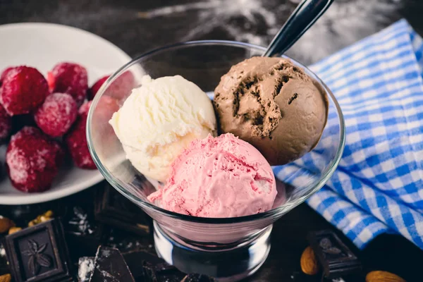 Still Life Dessert Sundae Neapolitan Flavors Ice Cream Glass Dish — Stock Photo, Image