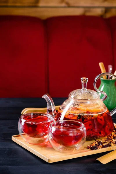茶壶中的红茶，茶道 — 图库照片