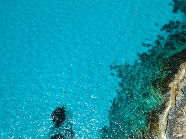 Hermosa vista aérea océano azul mar Mediterráneo — Foto de Stock