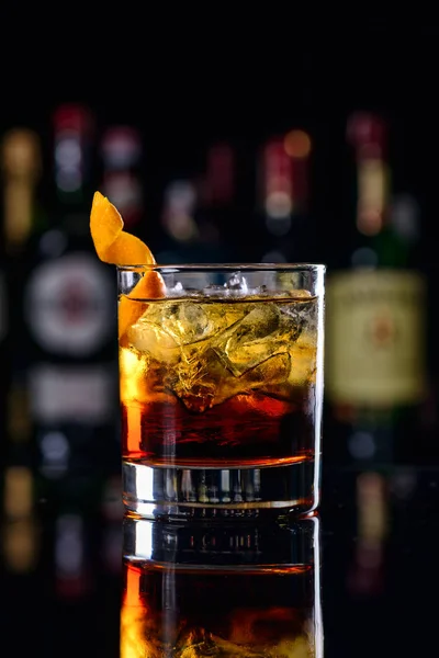 Cocktail classique negroni blur bar — Photo