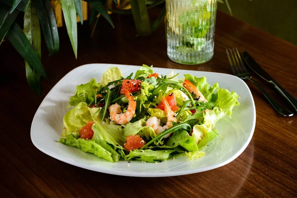 Salada Camarão Toranja Fresca Saudável Com Vinagrete Toranja — Fotografia de Stock