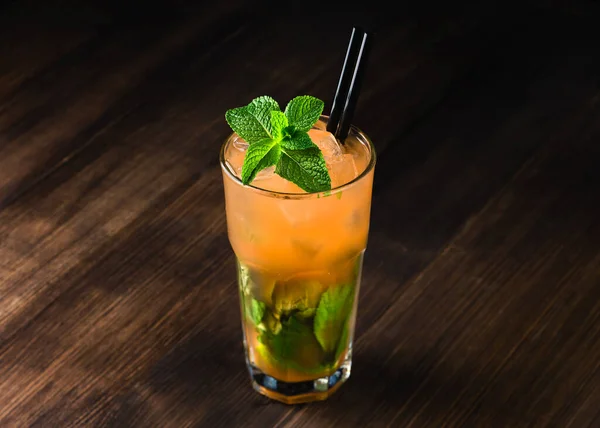 Fräschhet Mojito Med Tangerin Och Mynta Tangerin Mojito Cocktail — Stockfoto
