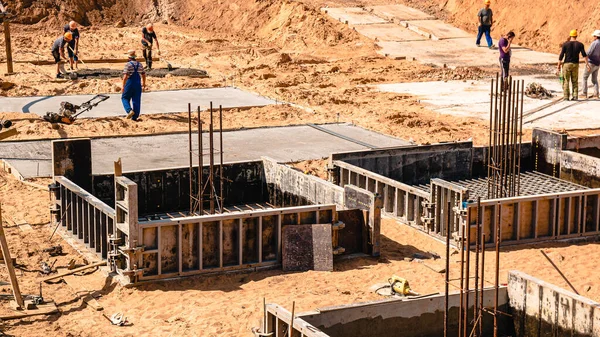 Construction d'une fondation en béton — Photo