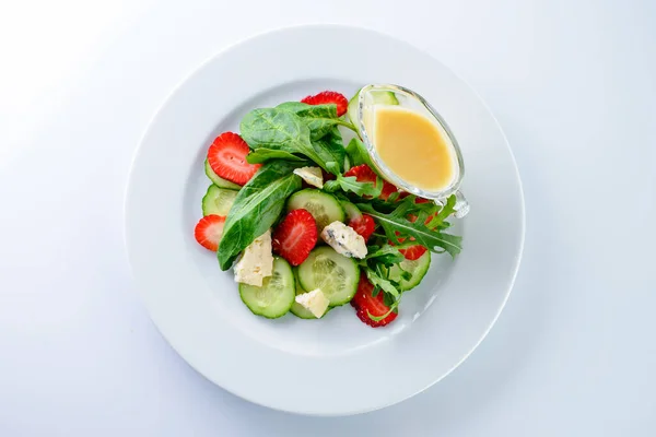 Fresh vegetable salad — Stock Photo, Image