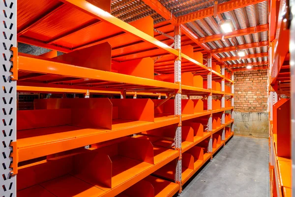 Large Newly Build Warehouse Steel Shelves Empty Warehouse Racks Empty — Stock Photo, Image