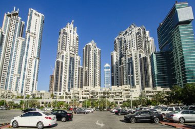 Dubai - Mayıs 02:Down town - Dubai binalar aşağı şehir, iş kapısı projesinin bir parçası grubudur. 02 Mayıs 2018, Dubai, Birleşik Arap Emirlikleri.