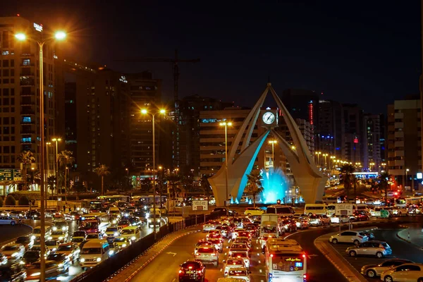 Abu Dhabi Emirados Árabes Unidos Março 2006 Remadores Árabes Remando — Fotografia de Stock