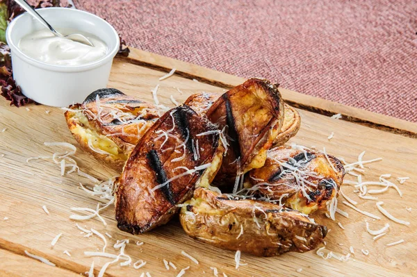 Baked Spicy Potatoes Baking Dish — Stock Photo, Image