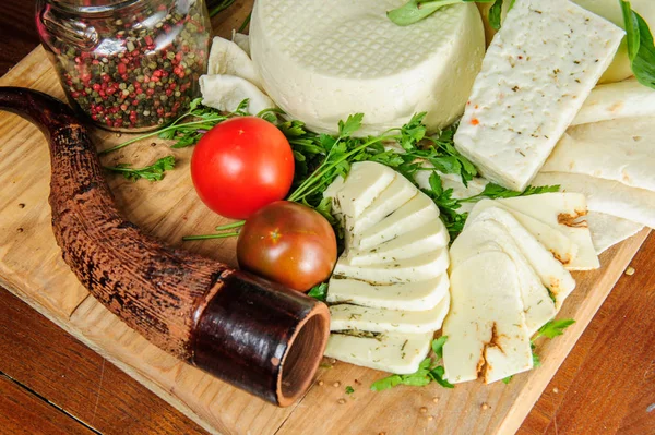 Ricetta Casalinga Formaggio Fresco Georgiano Con Dragoncello Alle Erbe — Foto Stock