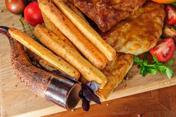 Traditioneel Georgische Adzjarië Khachapuri Kolkh Khachapuri Tafel Geassorteerde Georgië Brood — Stockfoto