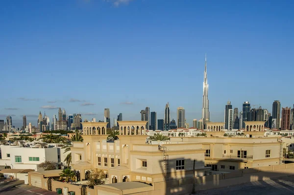 Dubai Emiratos Árabes Unidos Mayo 2018 Colorida Puesta Sol Sobre —  Fotos de Stock