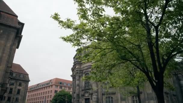 Chiesa nel centro di Dresda, Germania — Video Stock