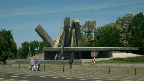 Poznań - 20 maja 2018 r. Pomnik Armii Poznań w parku Cytadela — Zdjęcie stockowe