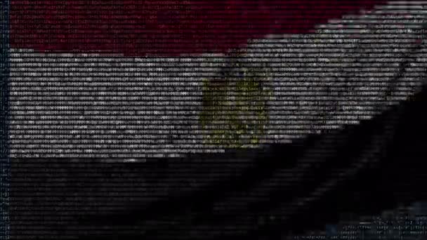 Ondeando la bandera de Egipto hecha de símbolos de texto en una pantalla de computadora. Animación conceptual loopable — Vídeo de stock