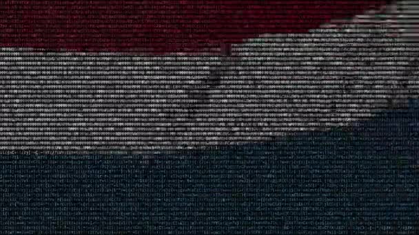 Κυματίζει σημαία του Λουξεμβούργου φτιαγμένοι από σύμβολα κείμενο στην οθόνη του υπολογιστή. Εννοιολογική loopable κινούμενα σχέδια — Αρχείο Βίντεο