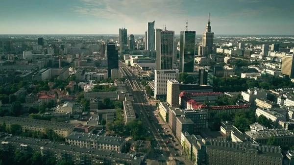 WARSAW, POLONIA - 7 de agosto de 2018. Foto aérea del centro de la ciudad — Foto de Stock