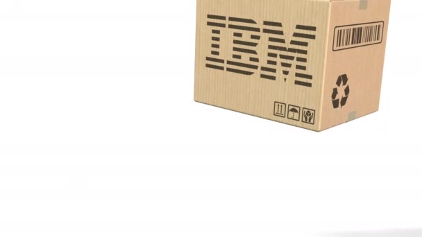 Logo de IBM en un cartón. Animación Editorial 3D — Vídeos de Stock