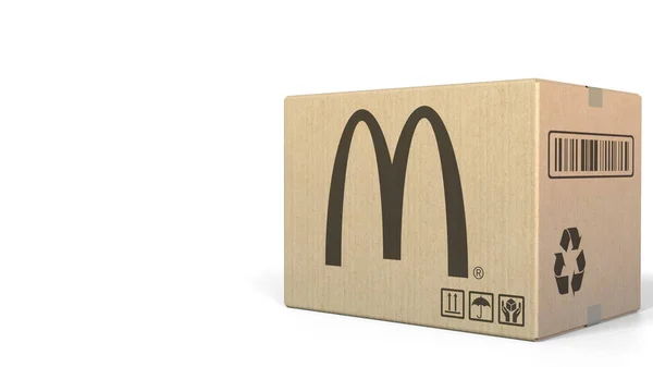 Carton com logotipo da McDonalds. Renderização 3D editorial — Fotografia de Stock